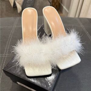 White Feather Square Toe Mule Heels – Statement Glam – Size EUR 36 (US 6)